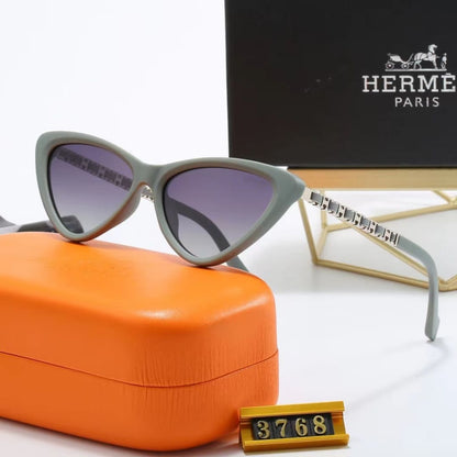 Óculos de Sol Feminino Gatinho da Moda UV400 - Vista Lateral - Lojas LA