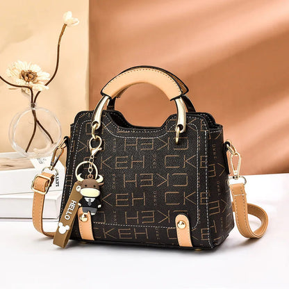 Bolsa Pequena de Ombro Quadrada Feminina - Detalhe Interior - Lojas LA