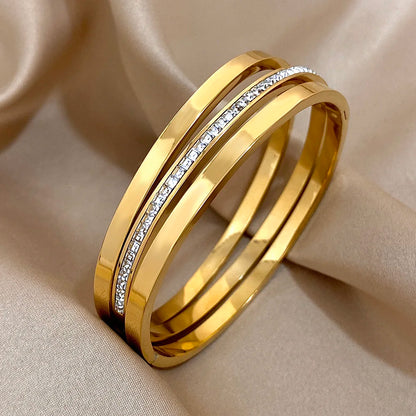 Pulseira Bracelete Feminino Dourado Glossy - Detalhe Acabamento - Lojas LA