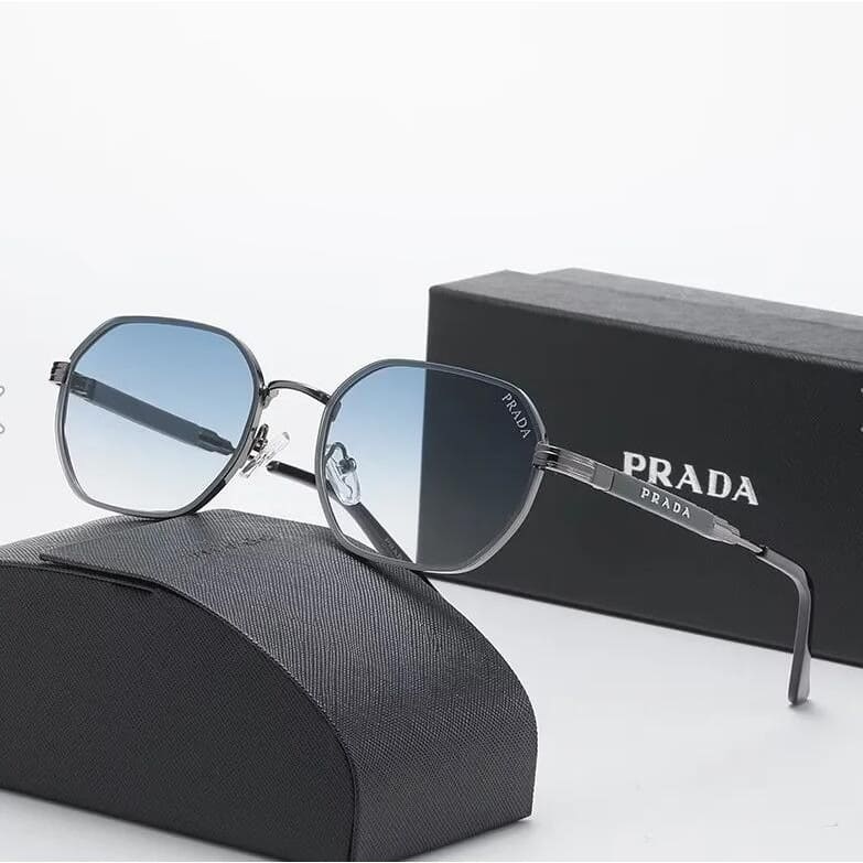 Detalhe da lente UV 400 óculos de sol Prada feminino