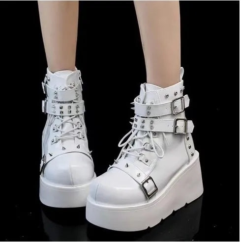 Bota Coturno Feminina Estilo Gótico Plataforma Salto Anabela Preta