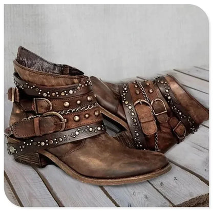 Bota Ankle Boot Feminina Estilo Britânico Fivela Marrom - Vista Lateral - Lojas LA