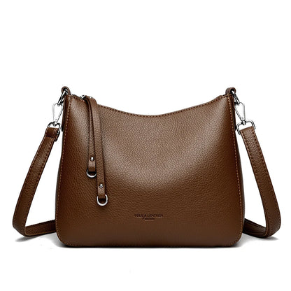 Bolsa feminina transversal disponível em 5 cores — Lojas LA
