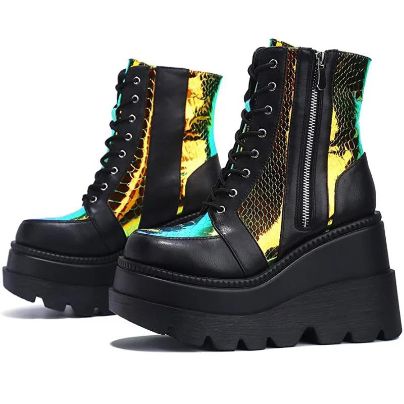 Bota Feminina Plataforma Cunha Salto Alto - Detalhe Sola Plataforma - Lojas LA