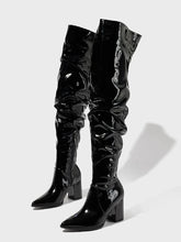Bota Feminina Cano Alto Bico Fino Over the Knee - Vista Lateral Preta - Lojas LA