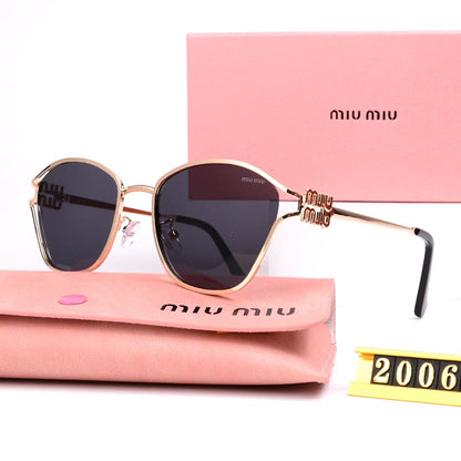 Óculos de Sol Feminino Oval Marca de Luxo - Detalhe Frontal - Lojas LA