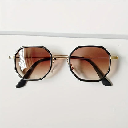 Óculos de Sol Feminino Poligonal Fashion UV400 - Vista Lateral - Lojas LA