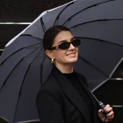Óculos de Sol Gucci Preto Oval Frame - Detalhe Armação - Lojas LA
