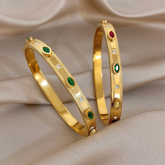 Pulseira Bracelete Feminino Vintage Zircônia Premium Dourado - Vista Principal - Lojas LA