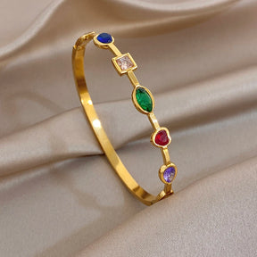 Pulseira Feminina Dourada Zircônia com Anel de Pedras - Vista Lateral - Lojas LA