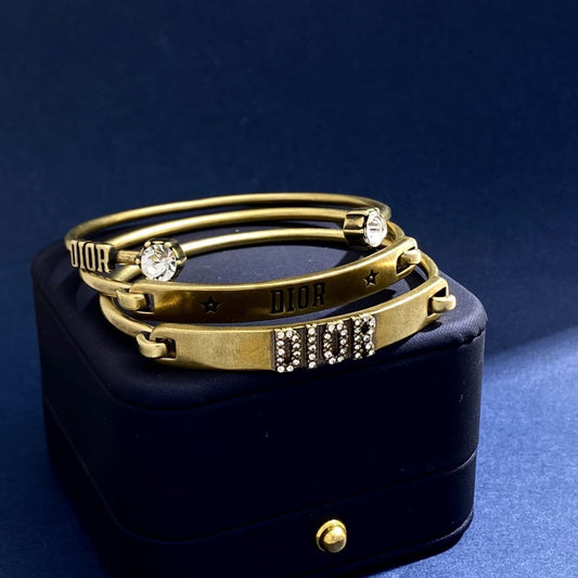 Pulseira Bracelete Feminino Banhado a Ouro Vintage Elegante - Vista Principal - Lojas LA