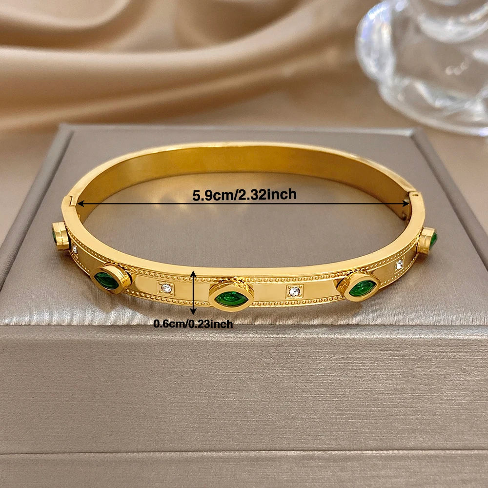 Pulseira Bracelete Feminino Vintage Zircônia Premium Dourado - Detalhe Acabamento - Lojas LA