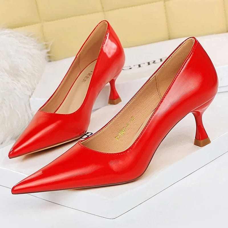 Sapato Scarpin Feminino Salto Baixo 5cm Clássico Modelo GRAZI - Vista Lateral - Lojas LA