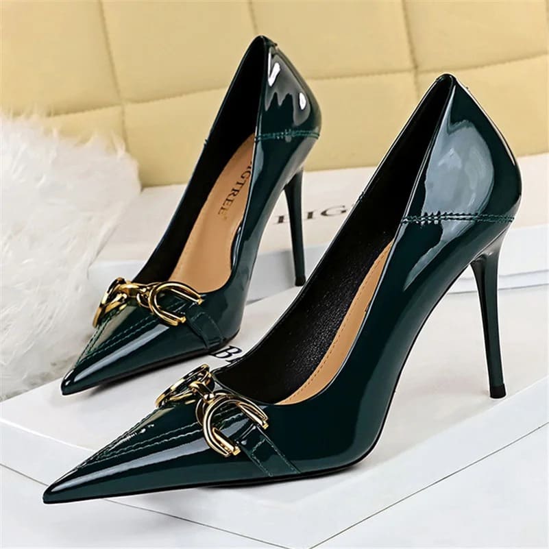 Sapato Scarpin Feminino Salto Médio 7cm Elegante Modelo PAULA