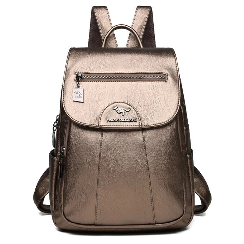 Mochila feminina couro espaçosa — cabe notebook e livros