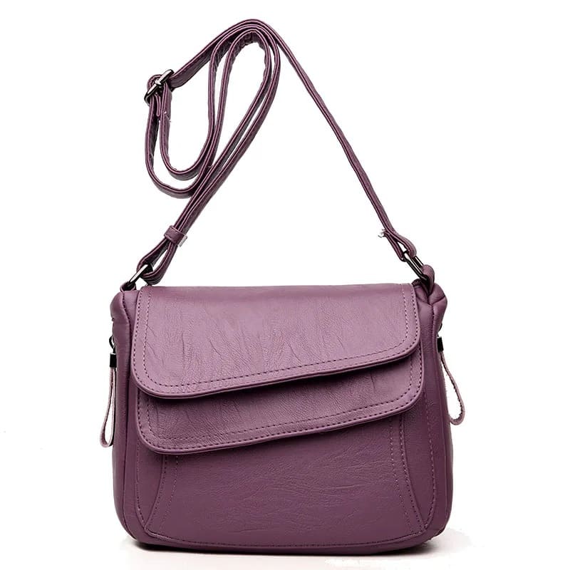Bolsa de Couro Crossbody Alta Qualidade - Detalhe Alça - Lojas LA