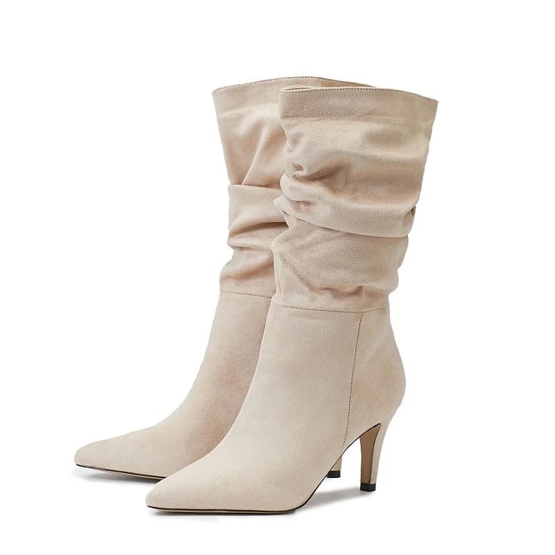 Bota de Salto Cano Médio Feminina Premium - Versão Bege - Lojas LA