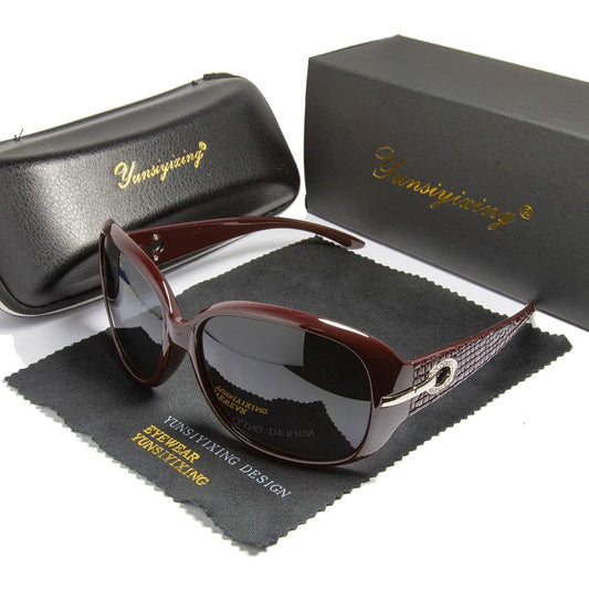 Óculos de Sol Feminino Vintage Retrô UV400 - Vista Frontal - Lojas LA