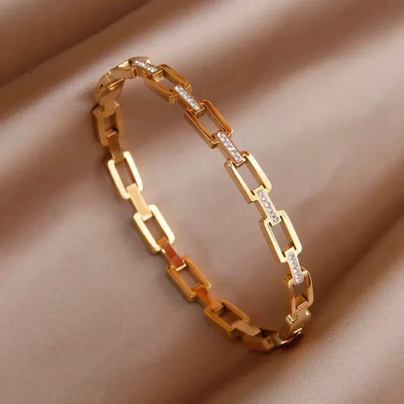 Pulseira Feminina Aço Inoxidável Modelo C0103 Dourado - Lojas LA