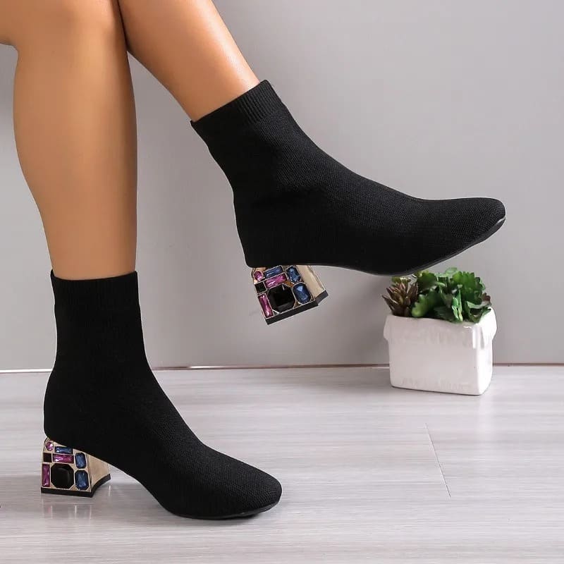 Bota Cano Curto Feminino Salto Baixo Bloco - Versão Preta - Lojas LA