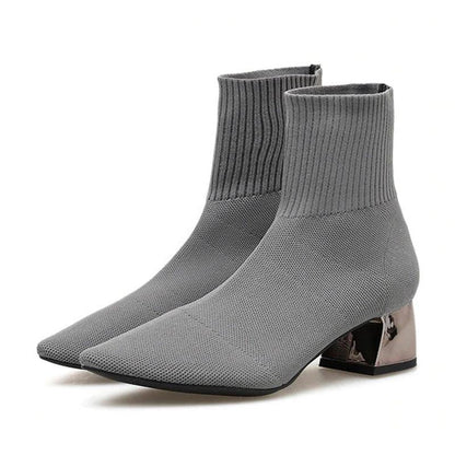 Bota Feminina Salto Baixo Modelo LARA - Versão Cinza - Lojas LA