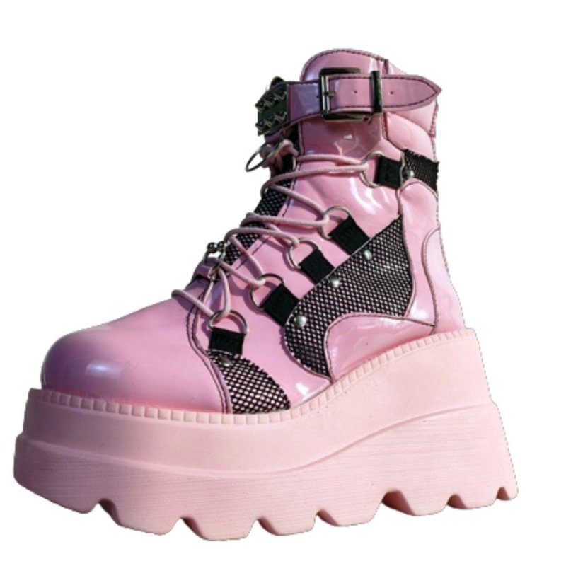 Bota Tratorada Feminina Coturno Modelo RILEY - Vista Principal - Lojas LA