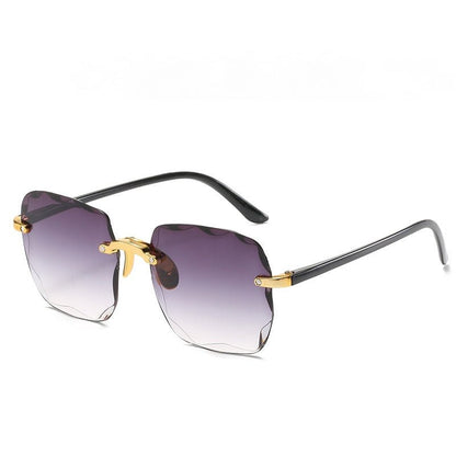 Óculos de Sol Feminino Quadrado em Metal UV400 - Versão Preta - Lojas LA