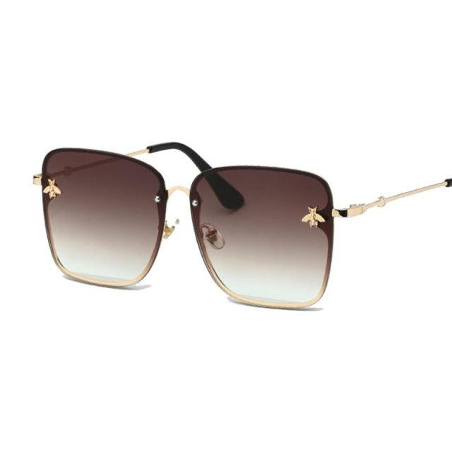 Óculos de Sol Feminino Quadrado Grande UV400 - Detalhe Armação - Lojas LA