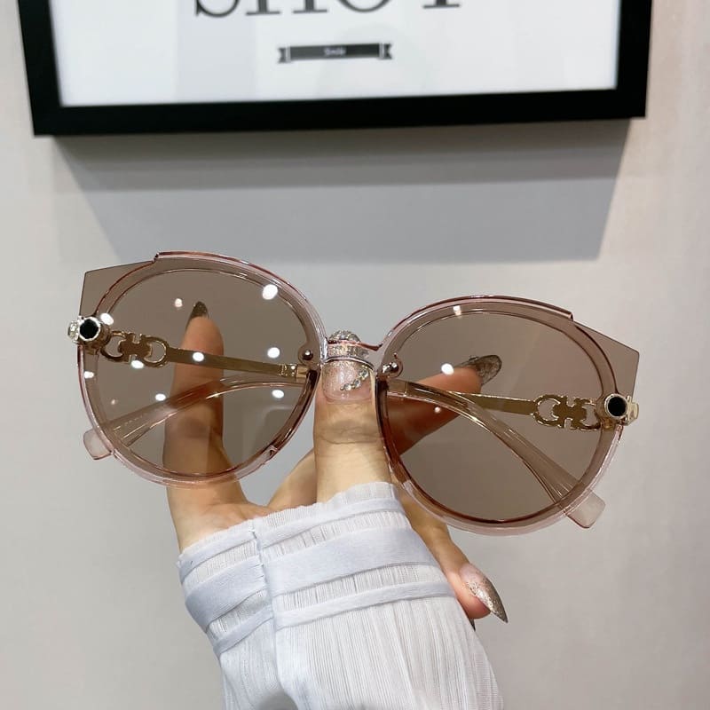 Óculos de Sol Feminino Redondo - Lojas LA