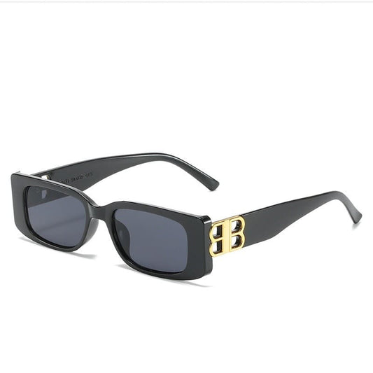 Óculos de Sol Feminino Moderno Retangular UV400 - Vista Frontal - Lojas LA