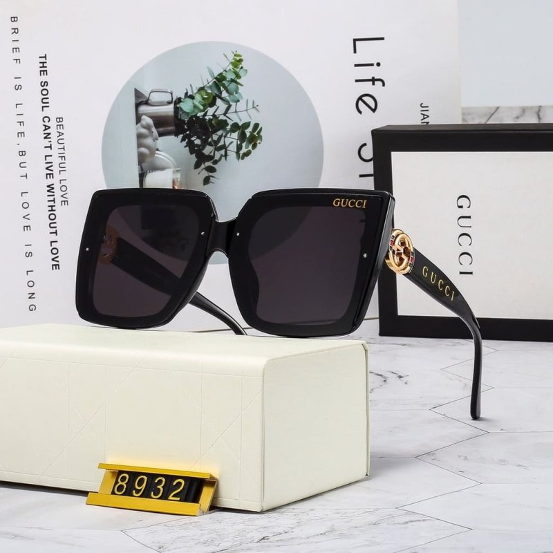 Óculos de Sol Quadrado Luxuoso GC UV400 - Detalhe Frontal - Lojas LA