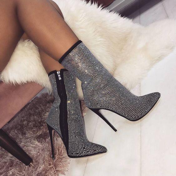 Bota Feminina De Salto Com Strass Modelo ELOA - Vista Principal - Lojas LA