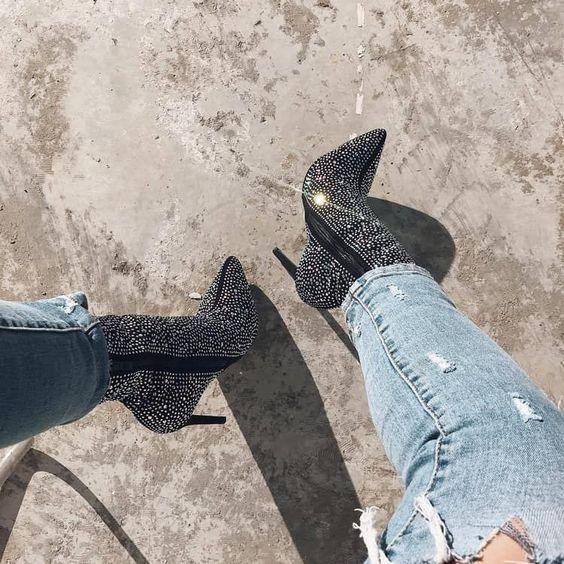Bota Feminina De Salto Com Strass Modelo ELOA - Detalhe Strass - Lojas LA