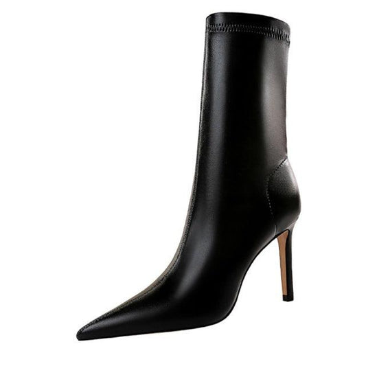 Bota Feminina De Couro Modelo PLUTÔNIO - Vista Principal Preta - Lojas LA