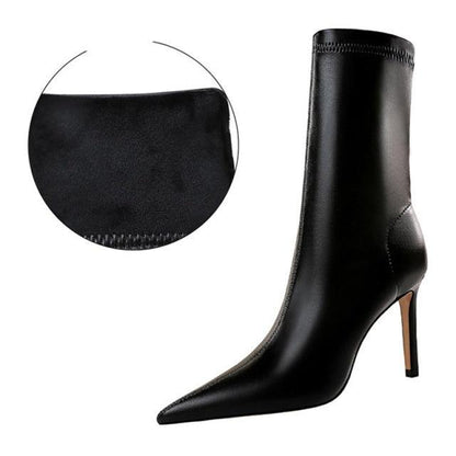 Bota Feminina De Couro Modelo PLUTÔNIO - Vista Completa - Lojas LA