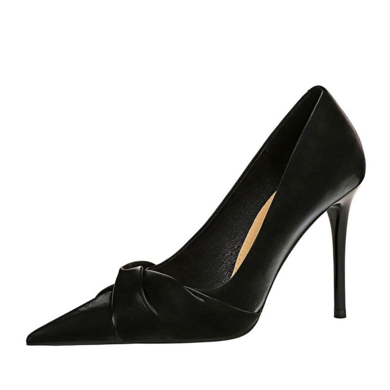 Sapato Feminino Scarpin Salto Alto Modelo CHARLE - Lojas LA