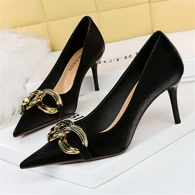 Sapato Salto Alto Scarpin Couro Modelo JÉSSICA - Lojas LA