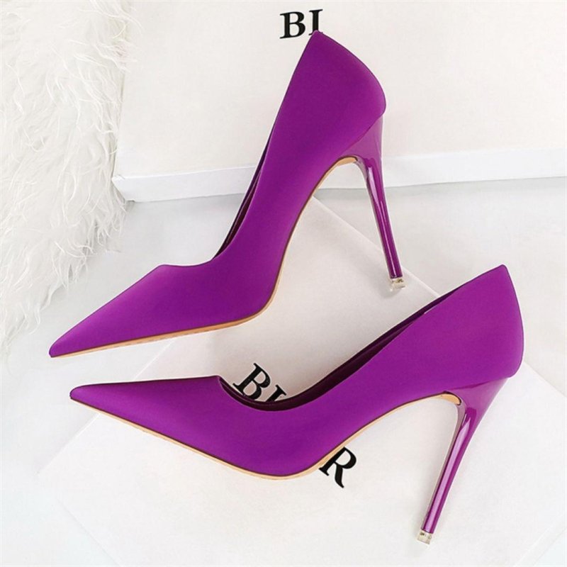 Sapato Scarpin Feminino Bico Fino Modelo ELITALIA - Lojas LA